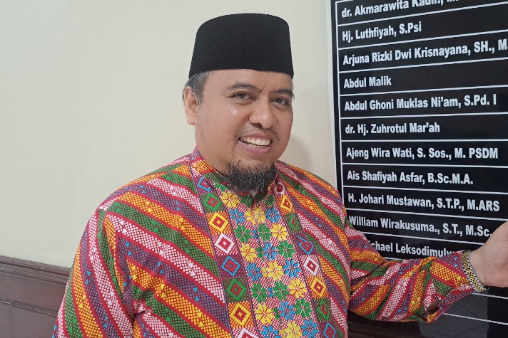 Anggota Banggar DPRD Surabaya, Johari Mustawan,