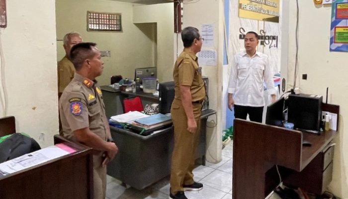 Terbukti Lakukan Pungli Adminduk, Wali Kota Eri Beri Peringatan Keras Oknum Pegawai Kelurahan 