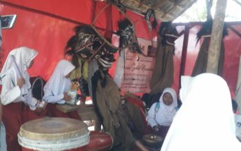 Siswa SDN Belajar Seni Budaya di Sanggar Putik 99 dan GSN