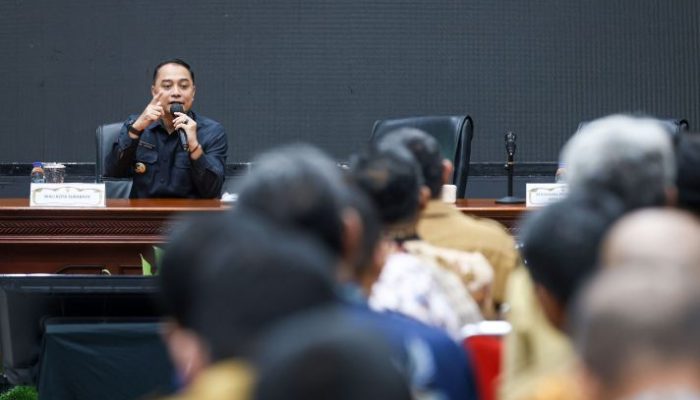 Wali Kota Eri Perintahkan Dua OPD Bahas Perijinan Kos-kosan dengan Komisi A DPRD Surabaya