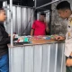 petugas melakukan pemeriksaan di sebuah warung kopi (warkop). Di lokasi kedua ini, petugas menemukan sebanyak 8.294 bungkus rokok ilegal, yang setara dengan 163.376 batang rokok.