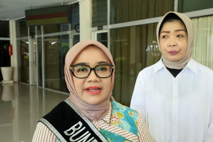 Ketua TP PKK Surabaya Rini Indrayani saat sosialisasi MBG