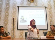 Pertemuan dengan pelaku usaha Sub Distributor Membahas Ketentuan Perdagangan Minuman Beralkohol (7)