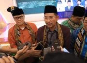 Dirjen Bimas Islam Abu Rokhmad