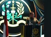 Pengarahan Gubernur Akmil, Orang Tua Diingatkan Kunci Sukses Pendidikan Prajurit Taruna