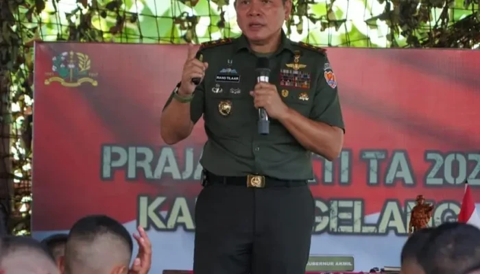 Perkuat Kemanunggalan TNI-Rakyat, Gubernur Akmil Buka Latihan Praja Bakti di Borobudur