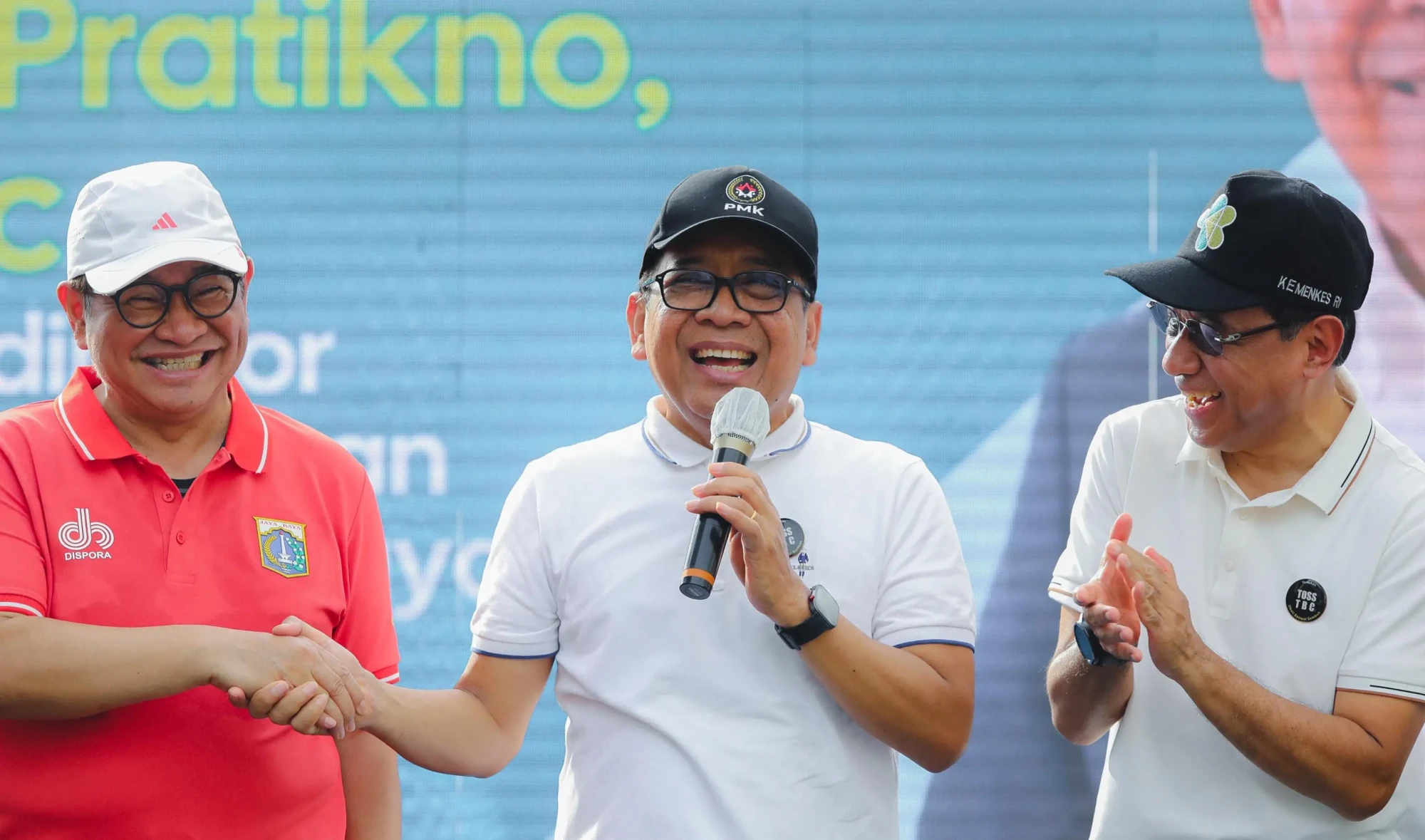 Menko PMK Pratikno bersama Gubernur DKI