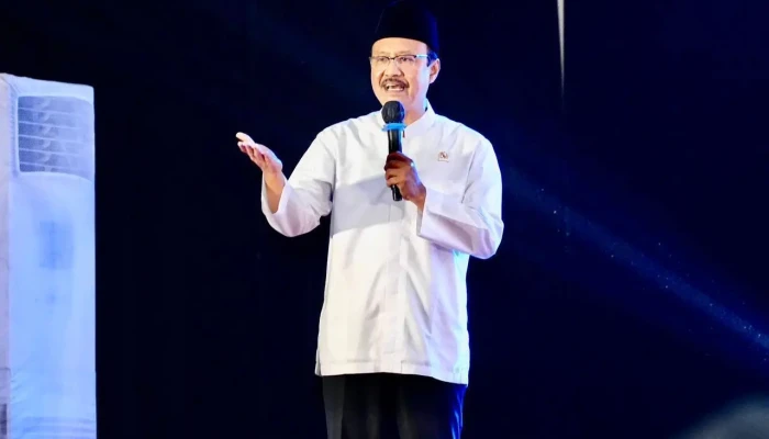 Gus Ipul: Pendamping Sosial Wajib Kerja Berbasis Data dan Anti Korupsi Uang Negara