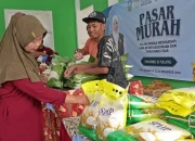 Tekan Inflasi Jelang Akhir Tahun, Bakorwil Malang dan Pemkot Surabaya Gelar Pasar Murah 