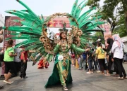 Pawai Kostum Spektakuler