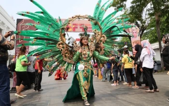 Pawai Kostum Spektakuler