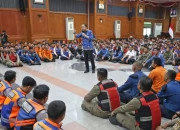 Pasukan Gabungan PRJ Surabaya Dikerahkan di 54 Ruas Jalan Protokol, Wali Kota Eri: Kembalikan Fungsi Utama Jalan