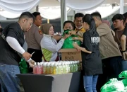 Pemkot, Mawar Sharon, dan Polri Kolaborasi di Christmas Movement, Salurkan 4.000 Paket Sembako untuk Warga Surabaya