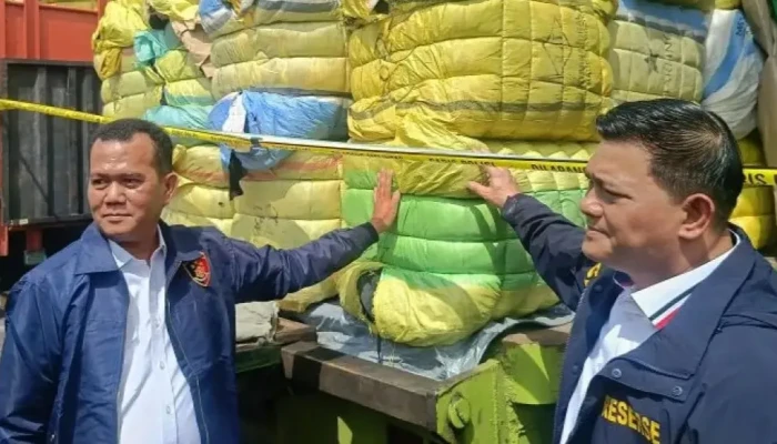 Bareskrim Polri Ungkap Impor Pakaian Bekas Ilegal Rp669 Miliar di Bali
