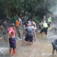 Gotong Royong Pembersihan Pasca Luapan Sungai