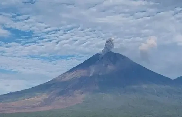 Ancaman Lahar Dingin, Warga dan Penambang Semeru Diminta Jauhi Bantaran Sungai