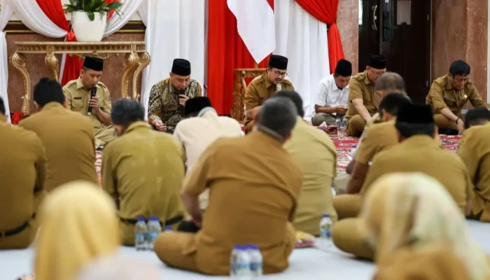 Pemkot Surabaya Gelar Istigasah dan Doa Bersama, Wali Kota Eri Ajak Seluruh Umat Beragama Mohon Keselamatan dari Bencana