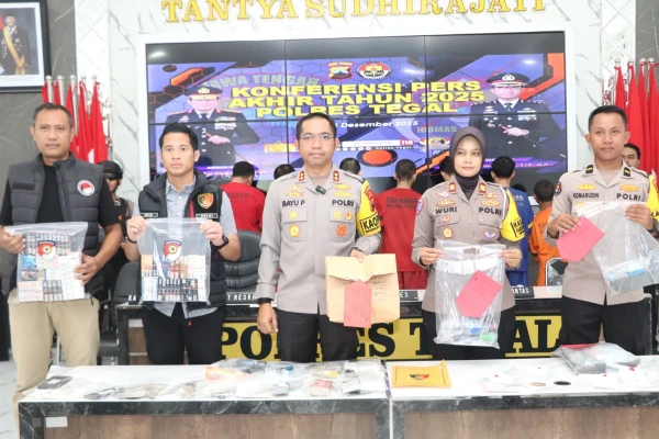Polres Tegal Gelar Konferensi Pers Akhir Tahun 2025, Kamtibmas Kondusif dan Penegakan Hukum Terus Diperkuat