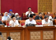 Kemendikdasmen Tangani 2.798 Sekolah, Siapkan Kelas Darurat dan Dana Rp21,1 Miliar