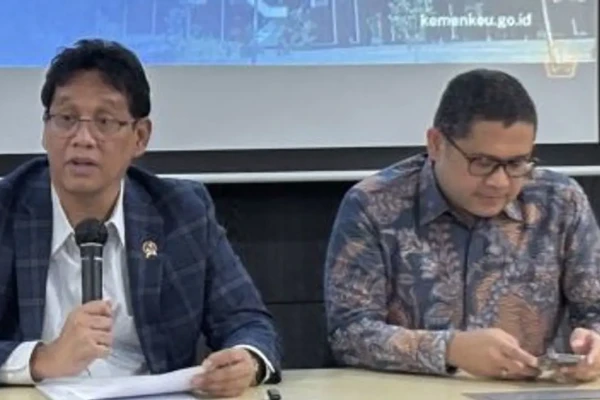 Menkeu Tambah Anggaran DAU Rp7,66 Triliun untuk THR dan Gaji ke-13 Guru ASN