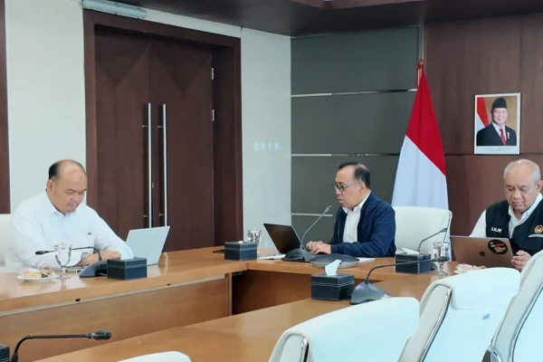 Menko PMK Instruksikan Kesiapsiagaan Ekstra Hadapi Risiko Bencana Hidrometeorologi di Penghujung Tahun