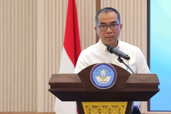 Perkuat Kesejahteraan dan Otonomi, Mendiktisaintek Sahkan Aturan Baru Karier Dosen