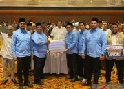 Ringankan Beban Korban Banjir, Pemuda Masjid Dunia Distribusikan Bahan Pokok hingga Alat Ibadah