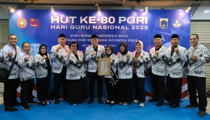 PGRI Anugerahi Wali Kota Eri Dwija Praja Nugraha, Apresiasi Kepedulian Pendidikan