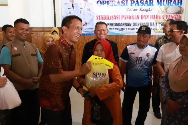 Pemkab Bojonegoro Gelar Operasi Pasar Murah di 29 Titik untuk Jaga Stabilitas Harga