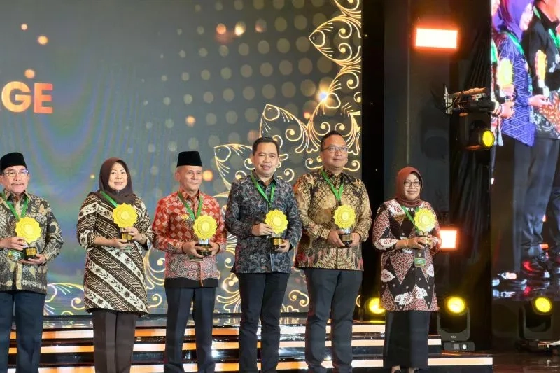 Bupati Jember Muhammad Fawait