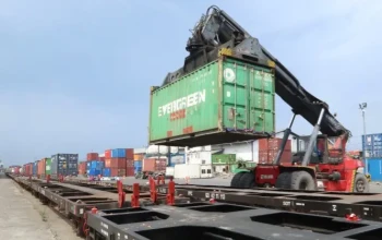 Ilustrasi Kereta Angkut