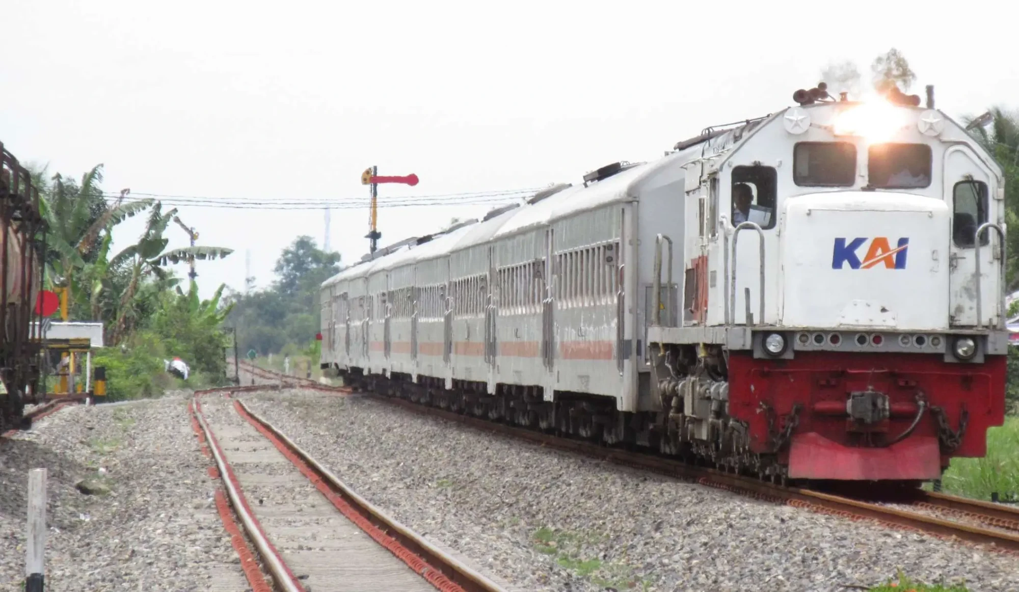 Ilustrasi kereta api