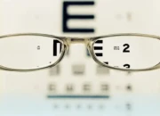 Ratusan Warga Tulungagung Terima Bantuan Kacamata Gratis untuk Atasi Gangguan Penglihatan