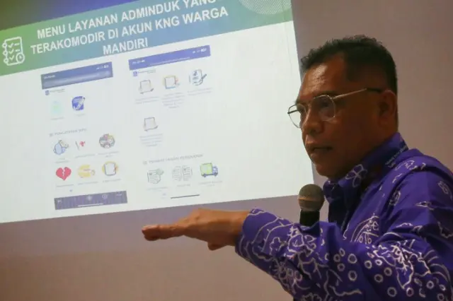 Kadispenduk surabaya