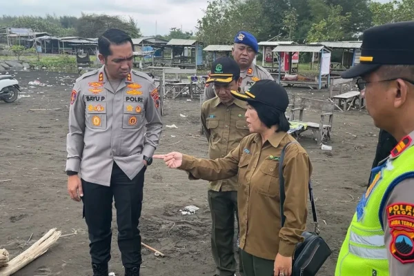 Perhutani Pastikan Kayu di Pantai Larangan Bukan Hasil Tebangan