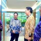 Khofifah berbincang dengan Menko PMK dan Menkes