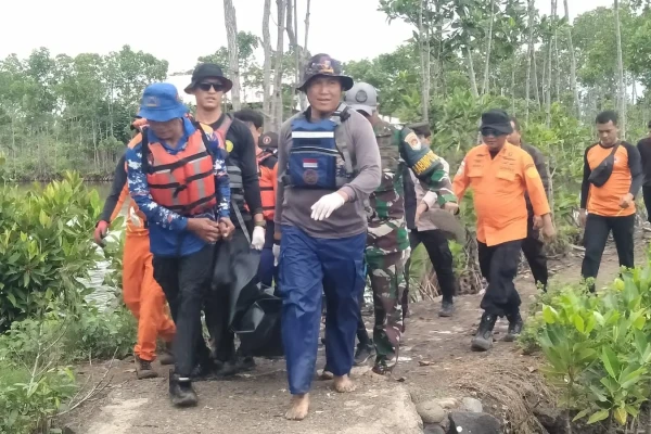 Dua Orang Korban Tenggelam di Pantai Larangan Berhasil Ditemukan