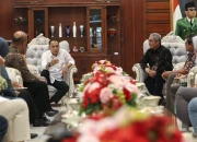 Pemkot Surabaya dan PTS Bersinergi Wujudkan Program Satu Keluarga Miskin Satu Sarjana