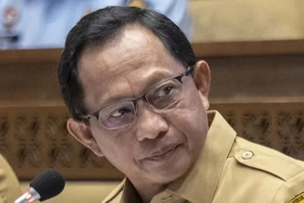 Mendagri Sebut Pilkada Lewat DPRD Perlu Perubahan UU Sementara PUSaKO Tegas Menolak