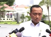 Menteri Sekretaris Negara Prasetyo Hadi di Istana