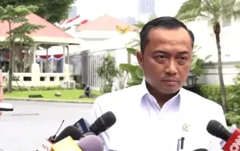 Menteri Sekretaris Negara Prasetyo Hadi di Istana