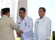 Bupati Bojonegoro Setyo Wahono Raih Satyalancana Wira Karya atas Prestasi Ketahanan Pangan