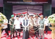 Khofifah Resmikan Penataan Kawasan Terintegrasi Bendomungal Pasuruan Senilai Rp 9 Miliar