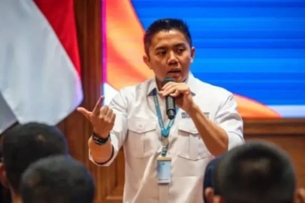 Seskab Teddy Bagikan Inspirasi dan Pengalaman kepada Siswa SMA Taruna Nusantara