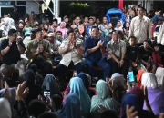 Prabowo Lewati Malam Pergantian Tahun Bersama Warga Terdampak Bencana di Tapanuli Selatan