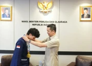 Taufik Hidayat Minta Atlet Pelajar Peraih Medali SEA Games Fokus Menuju Olimpiade