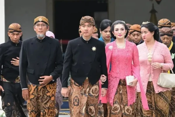 Wapres Gibran Hadiri Tingalan Jumenengan Mangkunegara X sebagai Wujud Dukungan Pelestarian Budaya