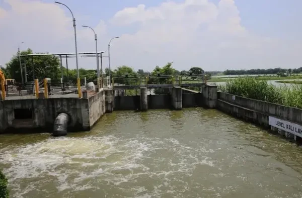 Pemkot Surabaya Optimalkan Rumah Pompa Atasi Genangan dan Rob di Osowilangun