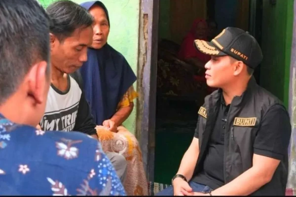 Gus Barra Pastikan Program Bedah Rumah Mojokerto Tepat Sasaran Melalui Peninjauan Langsung