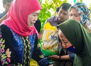 Gubernur Jatim Perluas Jangkauan Pasar Murah untuk Jaga Daya Beli Masyarakat Malang